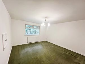 LOUNGE- click for photo gallery